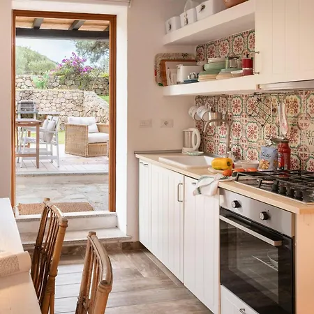 Surf House With Views Of Maddalena Archipelago * سان باسكوالي