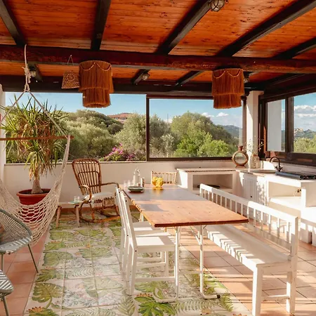 Surf House With Views Of Maddalena Archipelago
