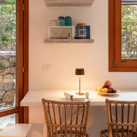 بيت للعطل Surf House With Views Of Maddalena Archipelago *
