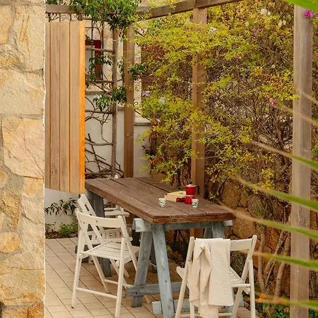 Surf House With Views Of Maddalena Archipelago بيت للعطل