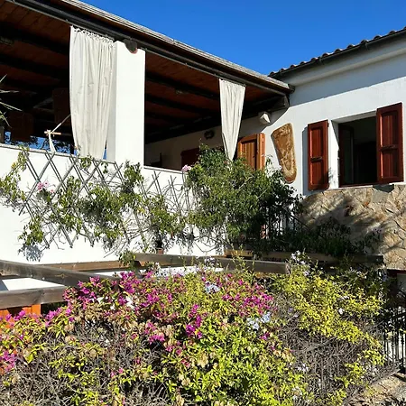 بيت للعطل Surf House With Views Of Maddalena Archipelago سان باسكوالي